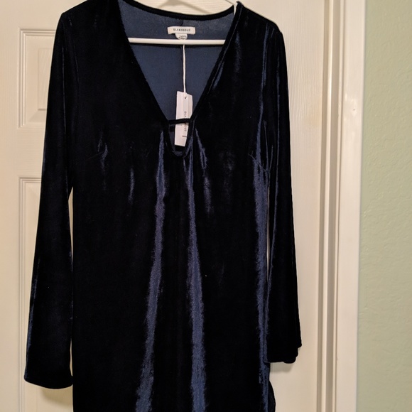 Dress - Picture 3 of 4